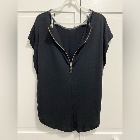 Zara Women’s Short Sleeve Black Top (S) - Picture 3 of 8